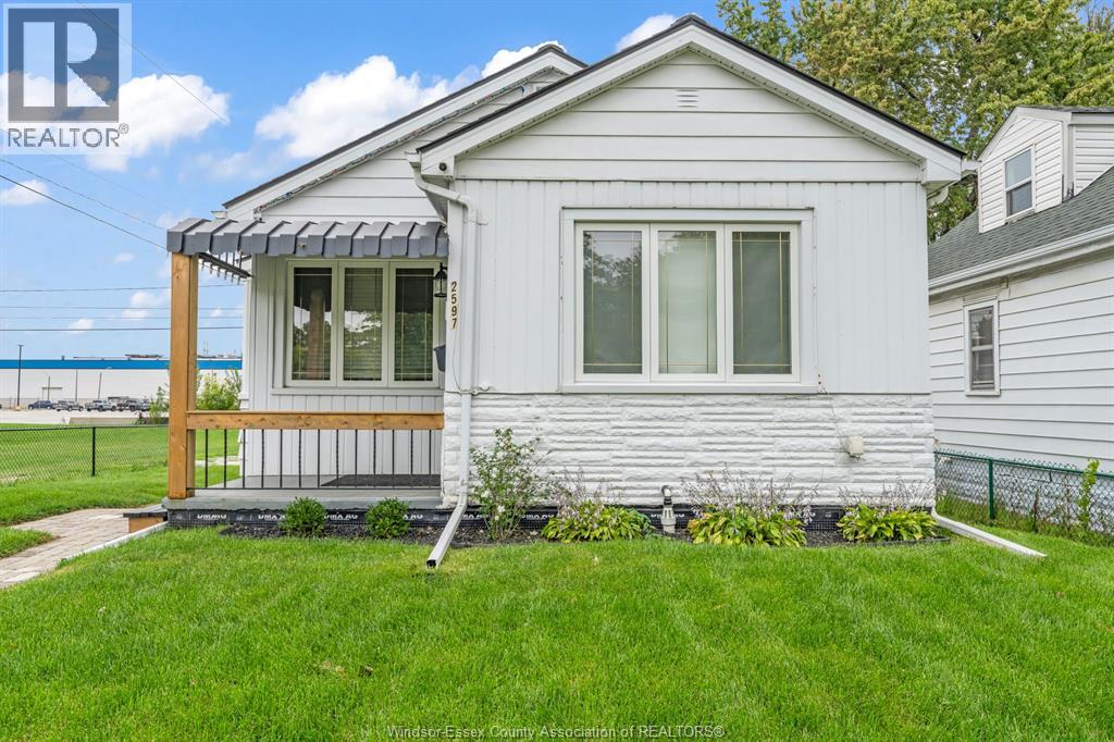 2597 ALEXIS ROAD Unit# UPPER, Windsor, Ontario