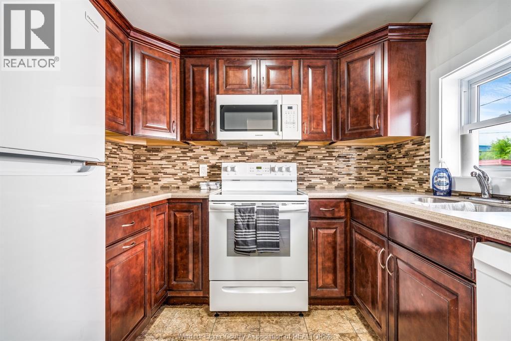 1167 Askin, Windsor, Ontario  N9B 2X9 - Photo 7 - 26022152