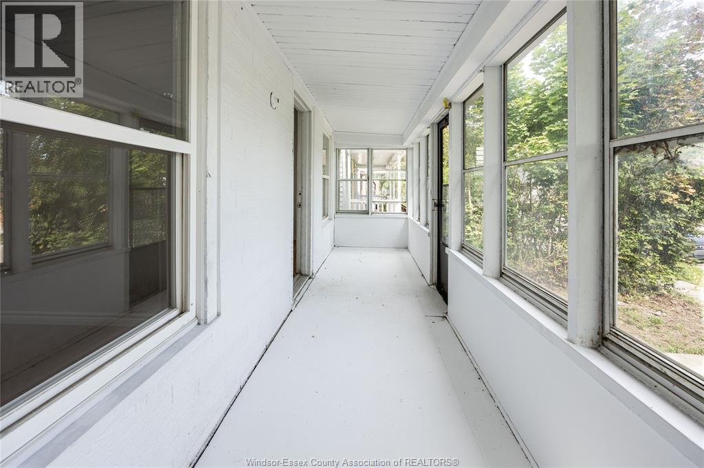 509 Bridge, Windsor, Ontario  N9B 2M3 - Photo 2 - 26021938