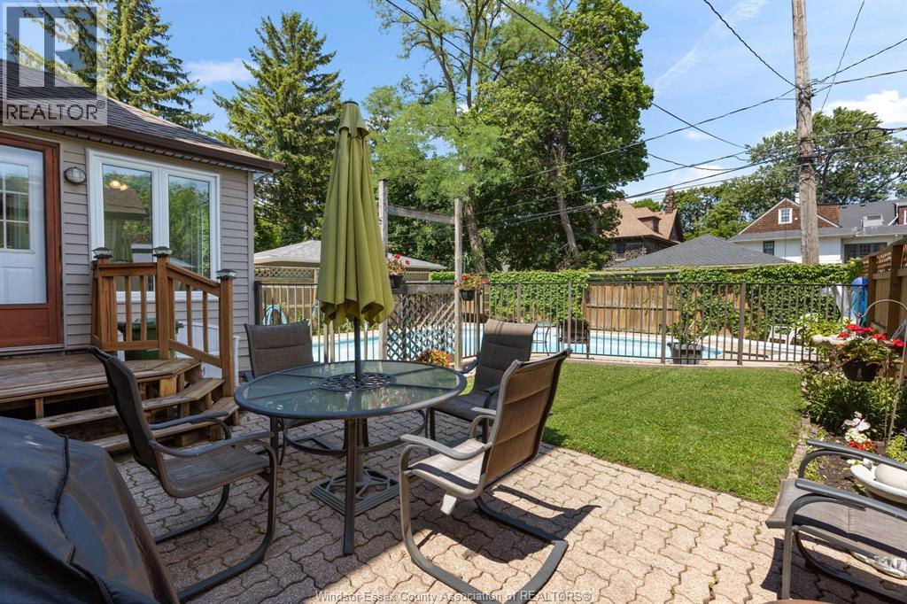 858 Chilver, Windsor, Ontario  N8Y 2K4 - Photo 30 - 26022147