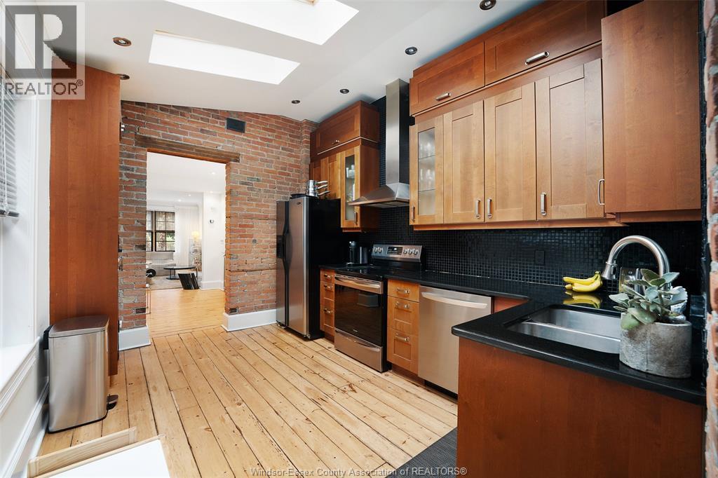 852 Monmouth, Windsor, Ontario  N8Y 3L4 - Photo 15 - 26022179