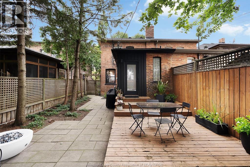 852 Monmouth, Windsor, Ontario  N8Y 3L4 - Photo 7 - 26022179