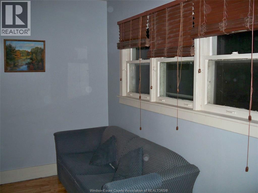 427 Gladstone Avenue, Windsor, Ontario  N9A 2P8 - Photo 7 - 26022197