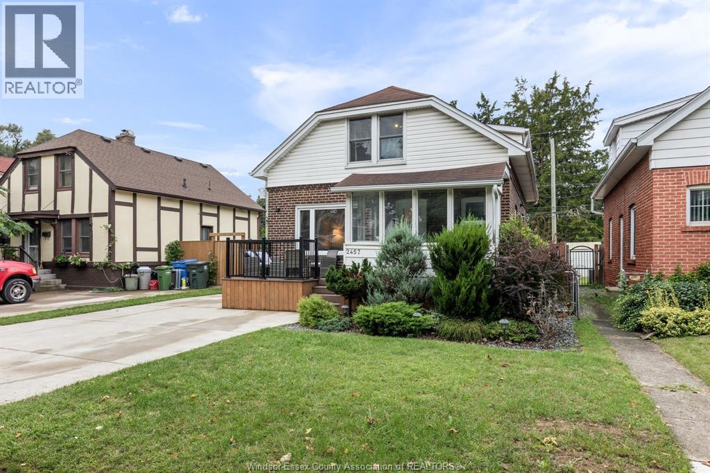 2457 TURNER, Windsor, Ontario