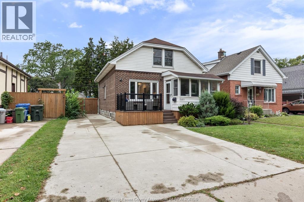 2457 Turner, Windsor, Ontario  N8W 3K9 - Photo 2 - 26022150