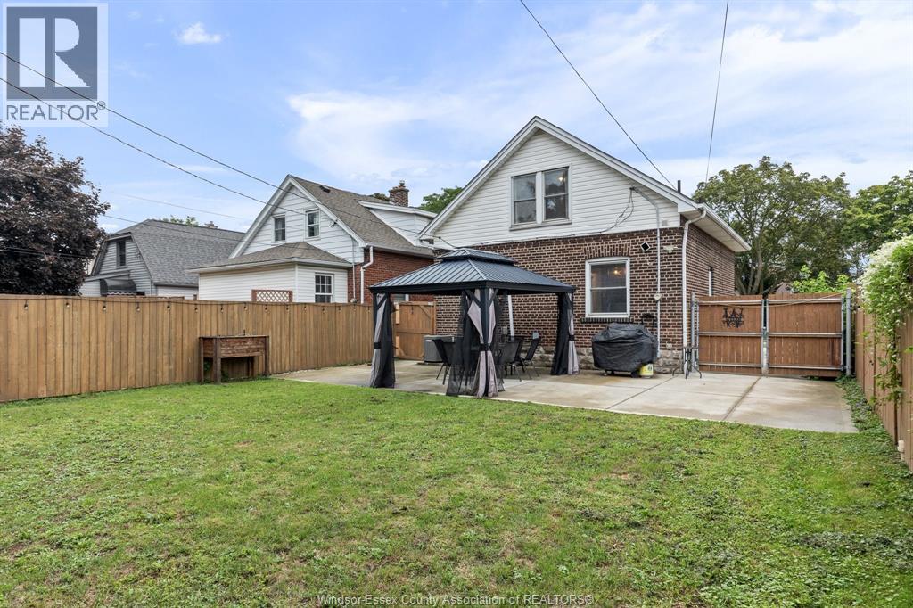 2457 Turner, Windsor, Ontario  N8W 3K9 - Photo 32 - 26022150