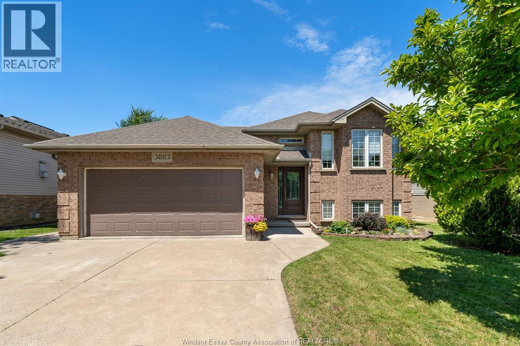 3883 Aristotle CRESCENT, Windsor, Ontario
