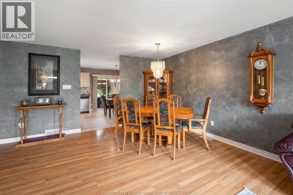 3883 Aristotle Crescent, Windsor, Ontario  N9G 2N9 - Photo 18 - 26022059