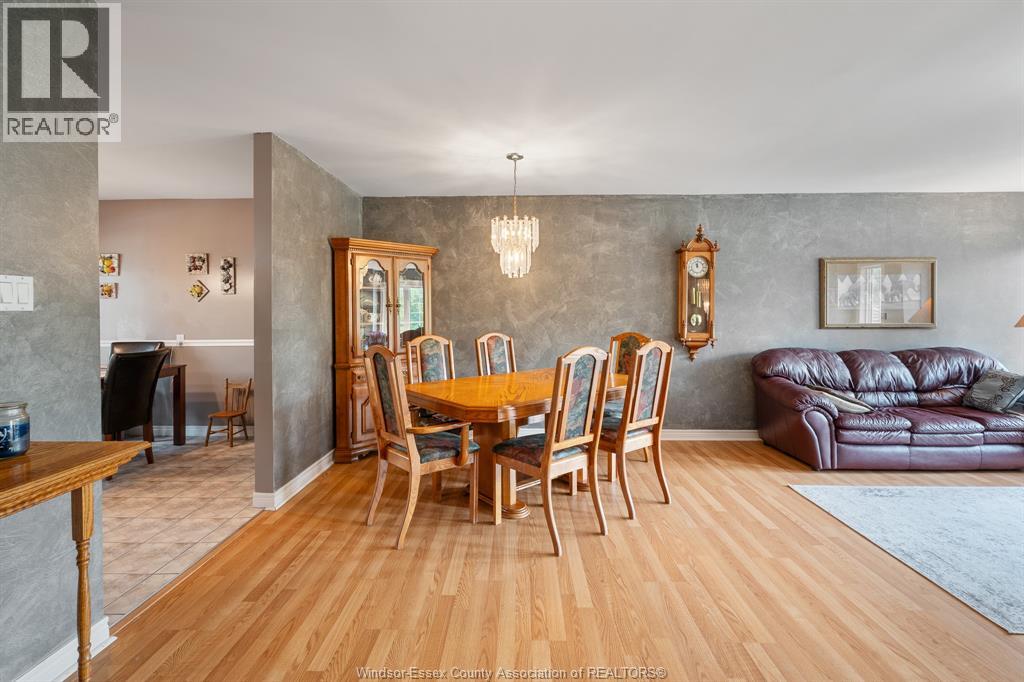3883 Aristotle Crescent, Windsor, Ontario  N9G 2N9 - Photo 19 - 26022059