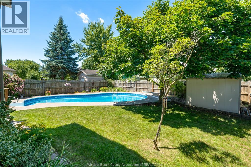 3883 Aristotle Crescent, Windsor, Ontario  N9G 2N9 - Photo 47 - 26022059
