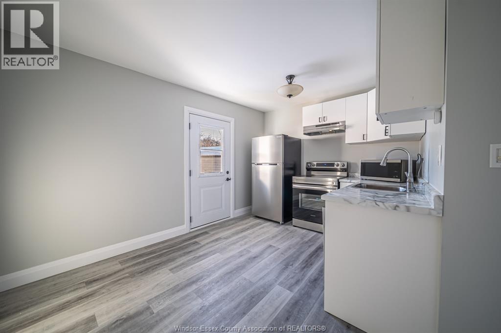 1748 Kildare Road Unit# Back, Windsor, Ontario  N8W 2W6 - Photo 3 - 26022121