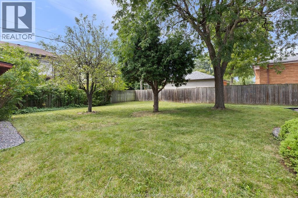 2761 Norman, Windsor, Ontario  N8T 1T2 - Photo 19 - 26022217