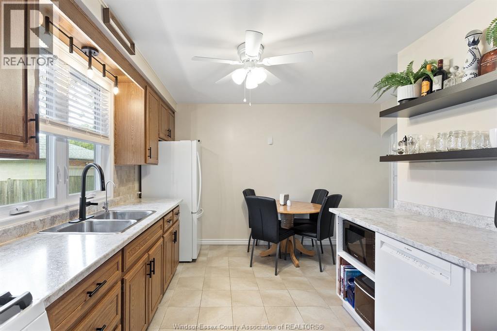 2761 Norman, Windsor, Ontario  N8T 1T2 - Photo 6 - 26022217
