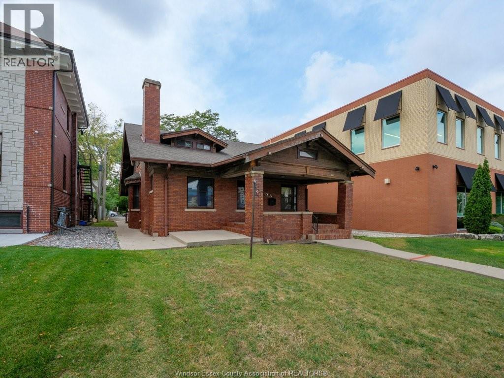 1279 Ouellette AVENUE, Windsor, Ontario