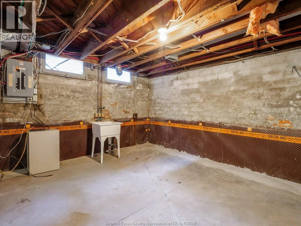 1279 Ouellette Avenue, Windsor, Ontario  N8X 1J3 - Photo 18 - 26022214
