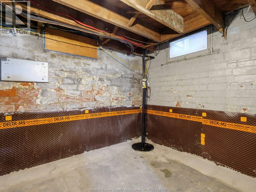 1279 Ouellette Avenue, Windsor, Ontario  N8X 1J3 - Photo 23 - 26022214