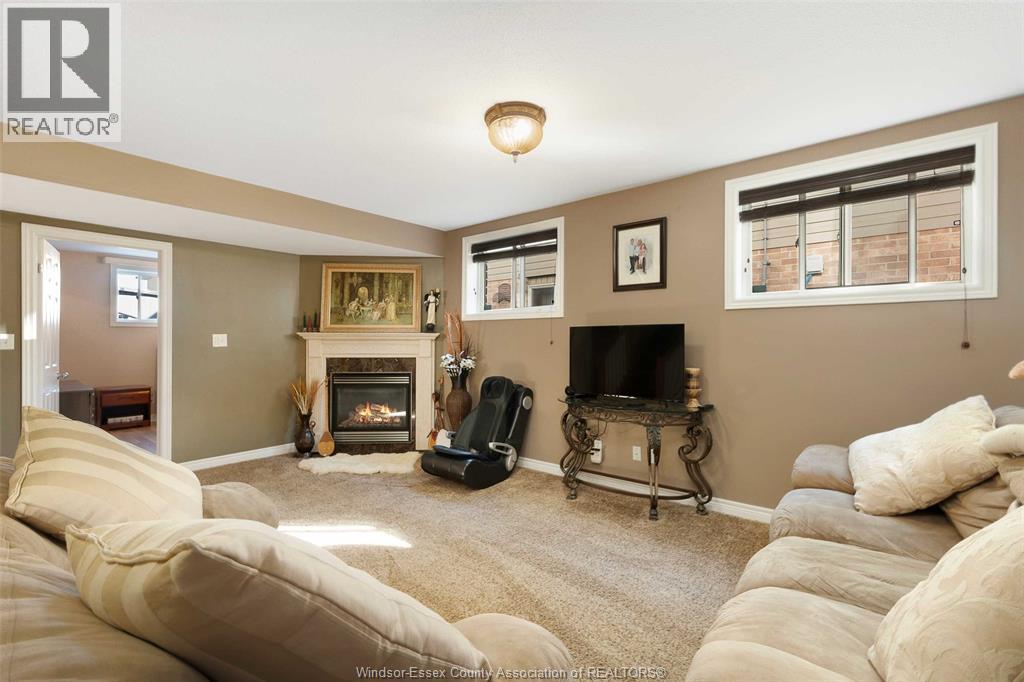 4530 Sassafras, Windsor, Ontario  N9G 3C8 - Photo 23 - 26022213