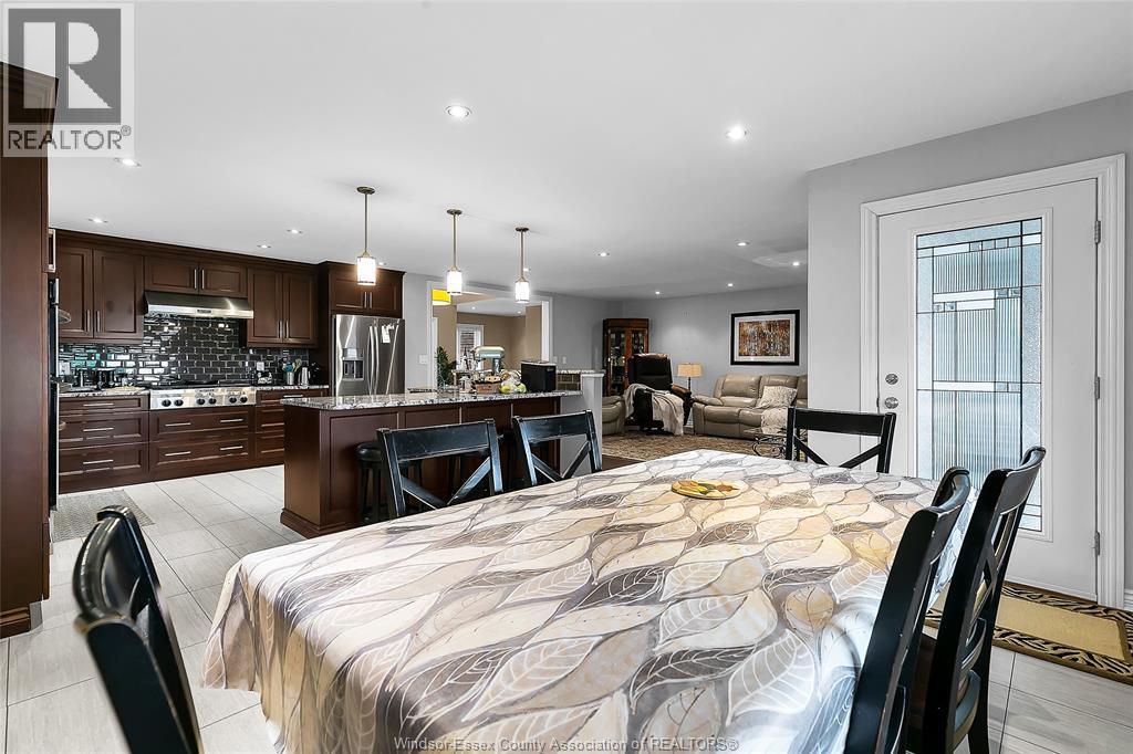 4601 8th Concession Unit# Upper, Maidstone, Ontario  N0R 1K0 - Photo 12 - 26022192