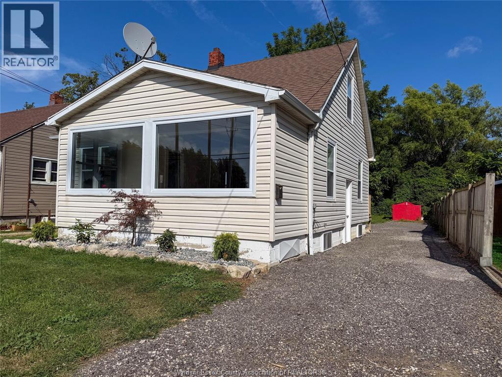 212 ERIE STREET North, Leamington, Ontario