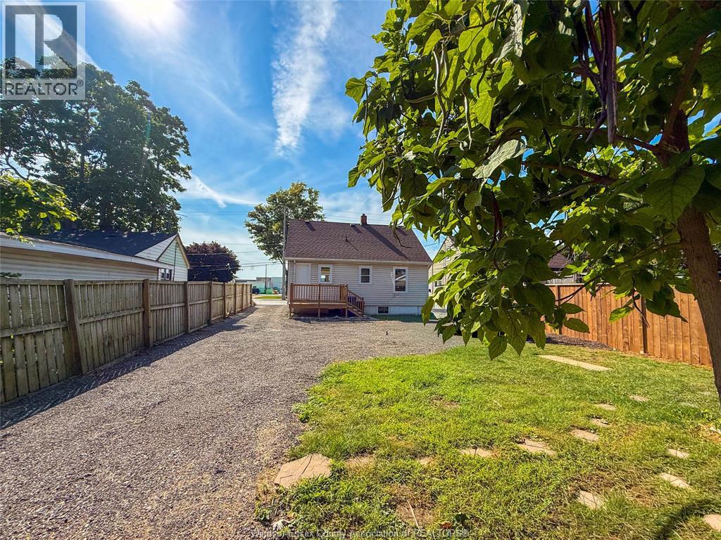 212 Erie Street North, Leamington, Ontario  N8H 3A4 - Photo 47 - 26022221