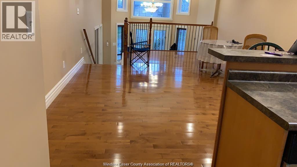 4665 Osaka Circle, Windsor, Ontario  N9G 3G3 - Photo 2 - 26022224