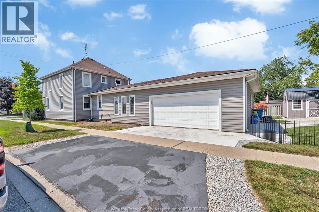 858 Lesperance, Tecumseh, Ontario  M8N 1W7 - Photo 12 - 26022235