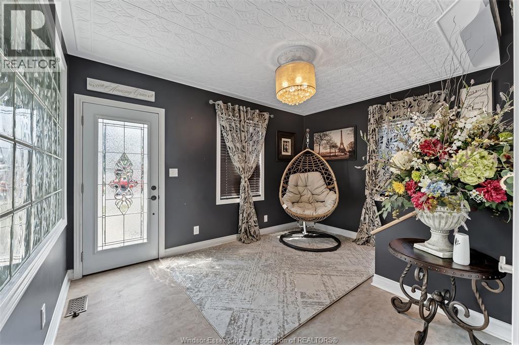 858 Lesperance, Tecumseh, Ontario  M8N 1W7 - Photo 14 - 26022235