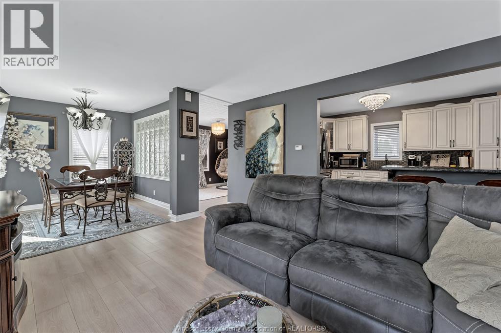 858 Lesperance, Tecumseh, Ontario  M8N 1W7 - Photo 17 - 26022235