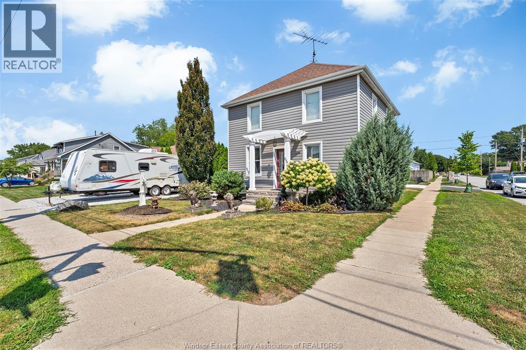 858 Lesperance, Tecumseh, Ontario  M8N 1W7 - Photo 2 - 26022235