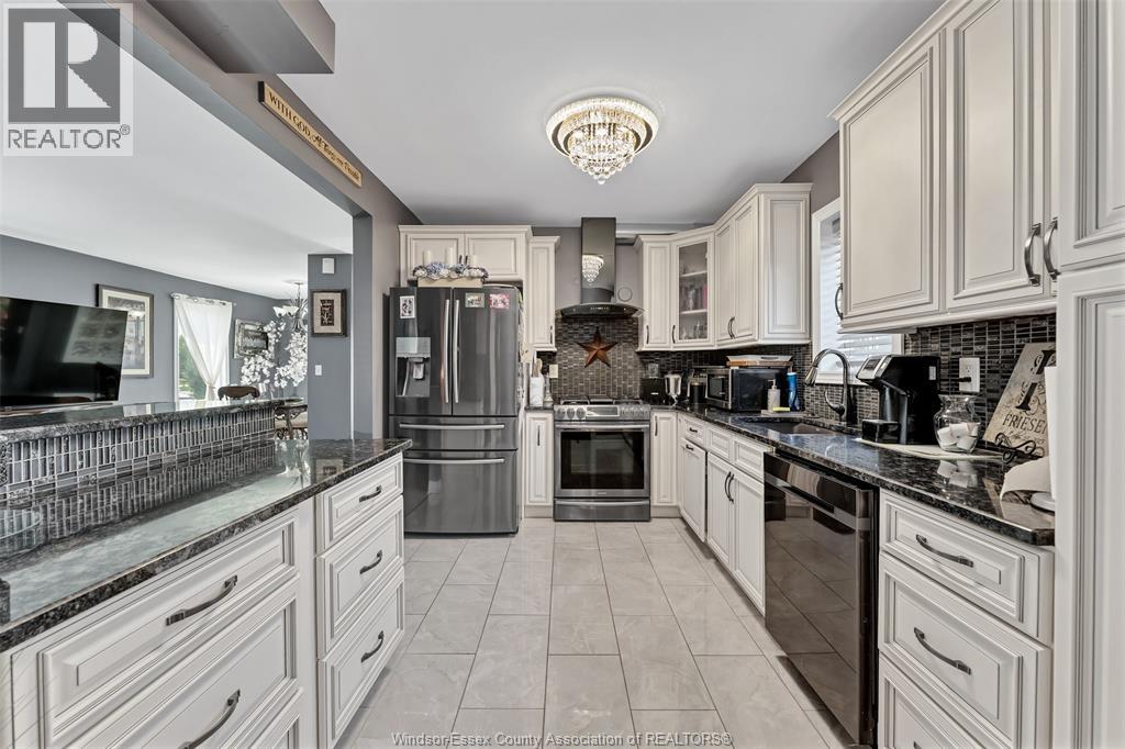 858 Lesperance, Tecumseh, Ontario  M8N 1W7 - Photo 21 - 26022235