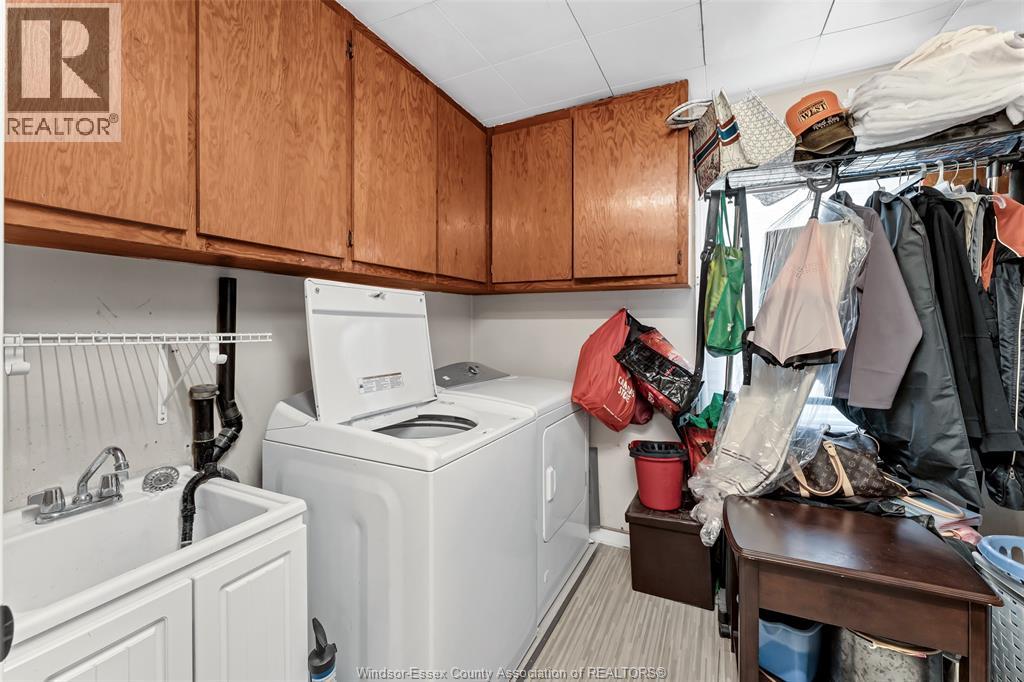 858 Lesperance, Tecumseh, Ontario  M8N 1W7 - Photo 23 - 26022235