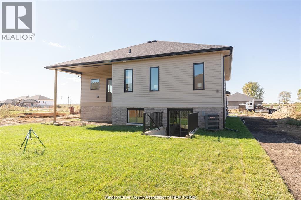 51 Fenceline Drive, Chatham, Ontario  N7M 0V7 - Photo 8 - 26022237