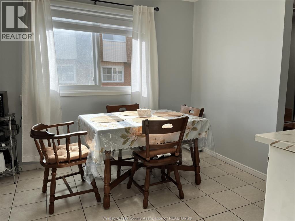 5420 Lassaline Unit# 26, Windsor, Ontario  N8T 1A8 - Photo 5 - 26019384