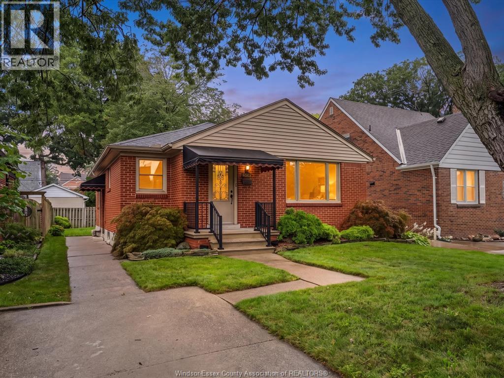 2567 Windermere, Windsor, Ontario  N8W 2T5 - Photo 32 - 26022239