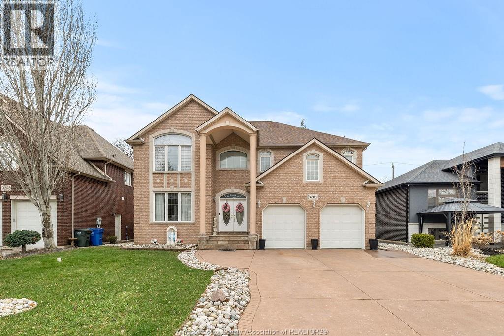 3783 Inglewood, Windsor, Ontario  N9E 4P4 - Photo 2 - 26022247