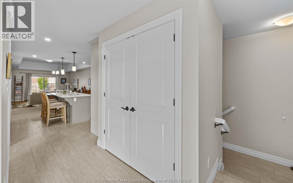 213 Meadowview, Amherstburg, Ontario  N9V 0E9 - Photo 5 - 26022261