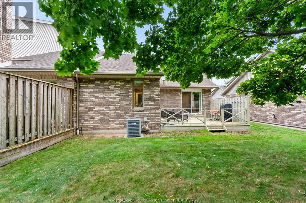 32 Cheyenne Crescent, Leamington, Ontario  N8H 5E3 - Photo 43 - 26022126