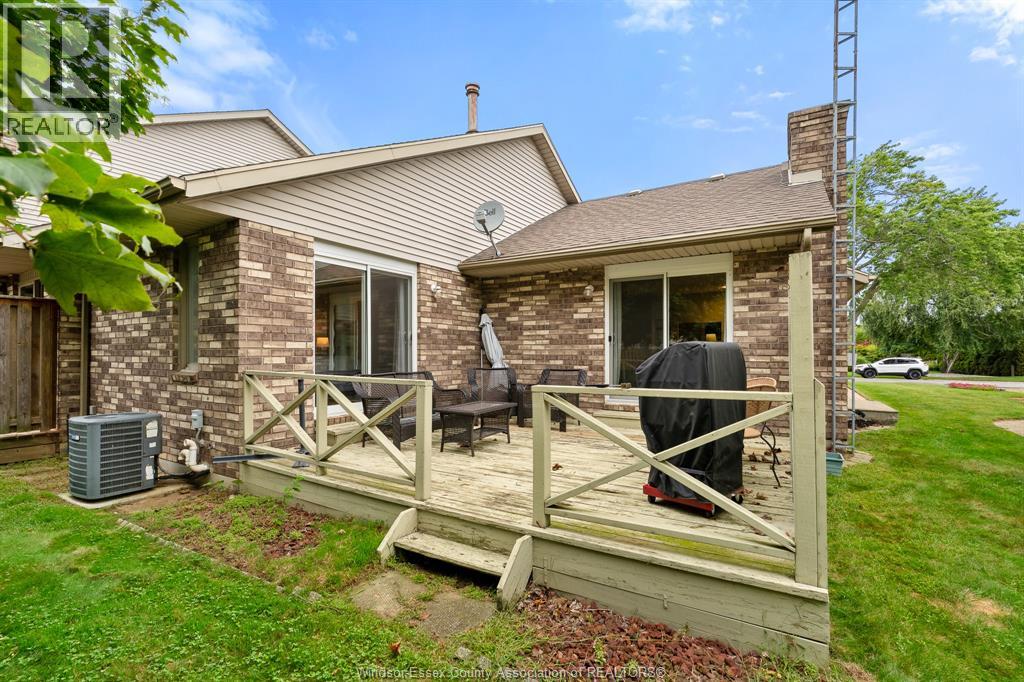 32 Cheyenne Crescent, Leamington, Ontario  N8H 5E3 - Photo 8 - 26022126