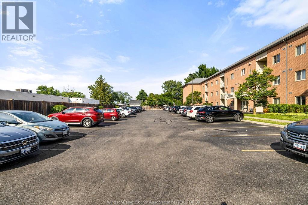 4500 Ypres Avenue Unit# 314, Windsor, Ontario  N8W 5X3 - Photo 23 - 26022280