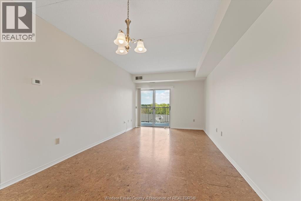 3855 Southwinds Drive Unit# 702, Windsor, Ontario  N9G 2N2 - Photo 11 - 26022226