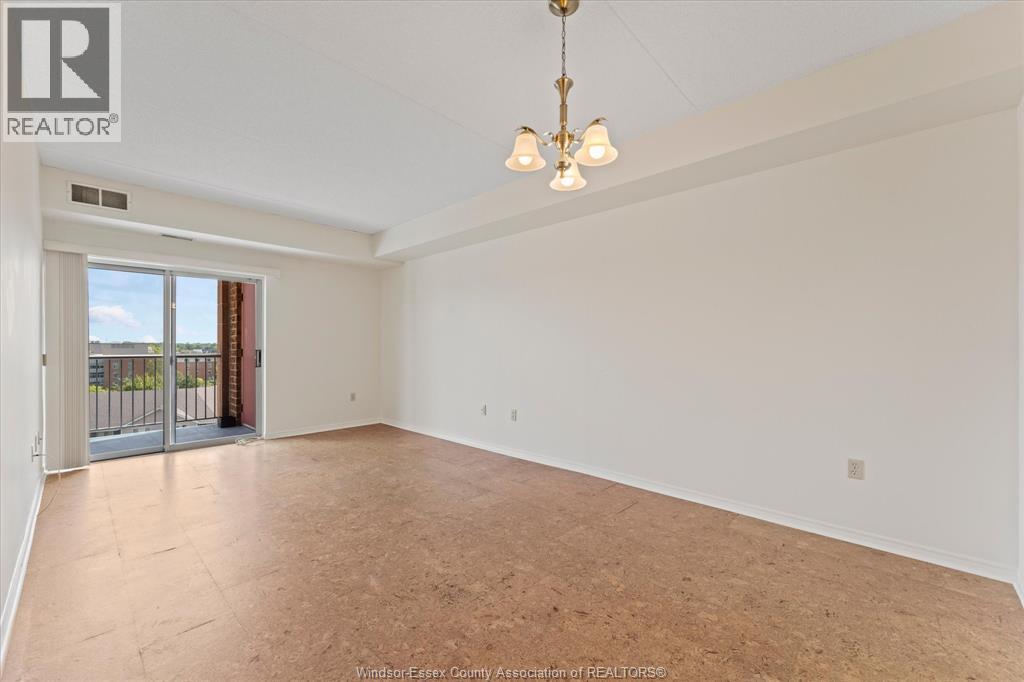 3855 Southwinds Drive Unit# 702, Windsor, Ontario  N9G 2N2 - Photo 13 - 26022226