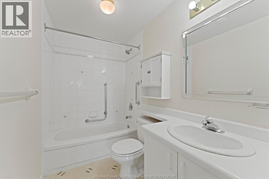 3855 Southwinds Drive Unit# 702, Windsor, Ontario  N9G 2N2 - Photo 19 - 26022226