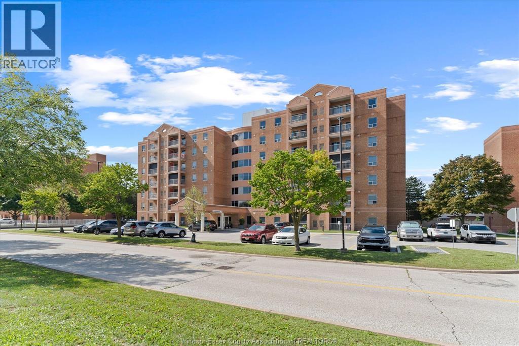 3855 Southwinds Drive Unit# 702, Windsor, Ontario  N9G 2N2 - Photo 2 - 26022226