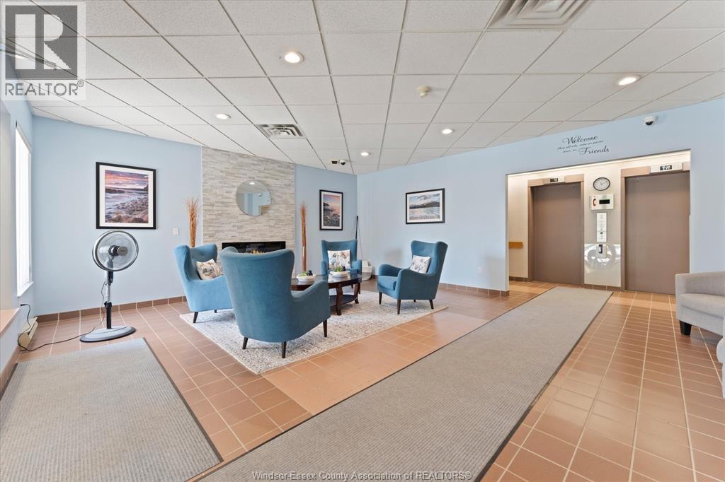 3855 Southwinds Drive Unit# 702, Windsor, Ontario  N9G 2N2 - Photo 6 - 26022226