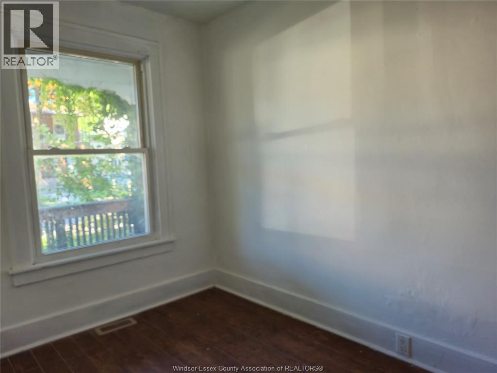 486 Bridge, Windsor, Ontario  N9B 2M4 - Photo 6 - 26022287