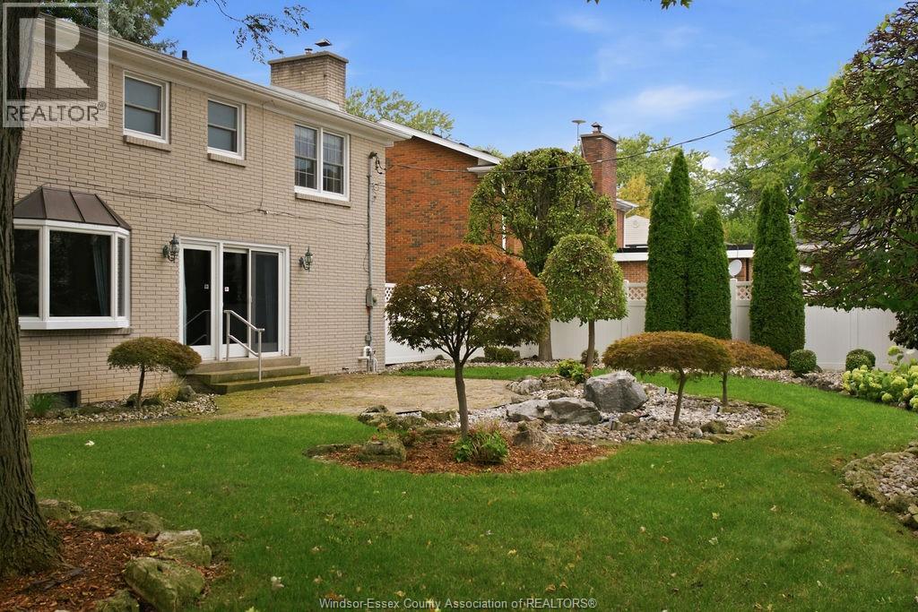 3590 Huntington Avenue, Windsor, Ontario  N9E 3M8 - Photo 45 - 26022234