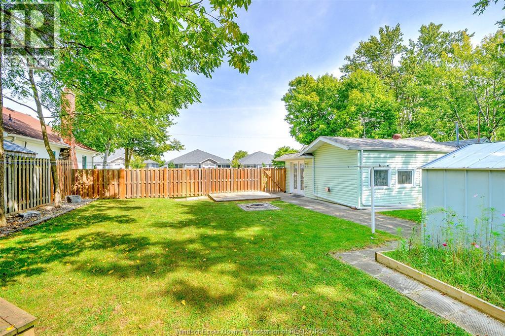 233 Centre Street East, Harrow, Ontario  N0R 1G0 - Photo 10 - 26022293