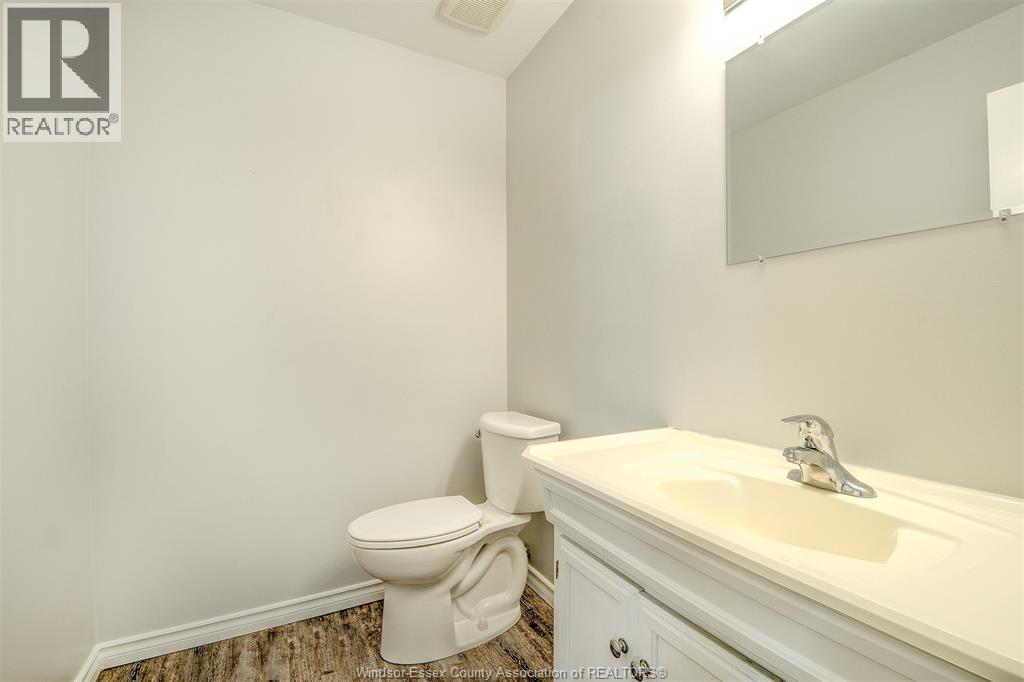 233 Centre Street East, Harrow, Ontario  N0R 1G0 - Photo 15 - 26022293