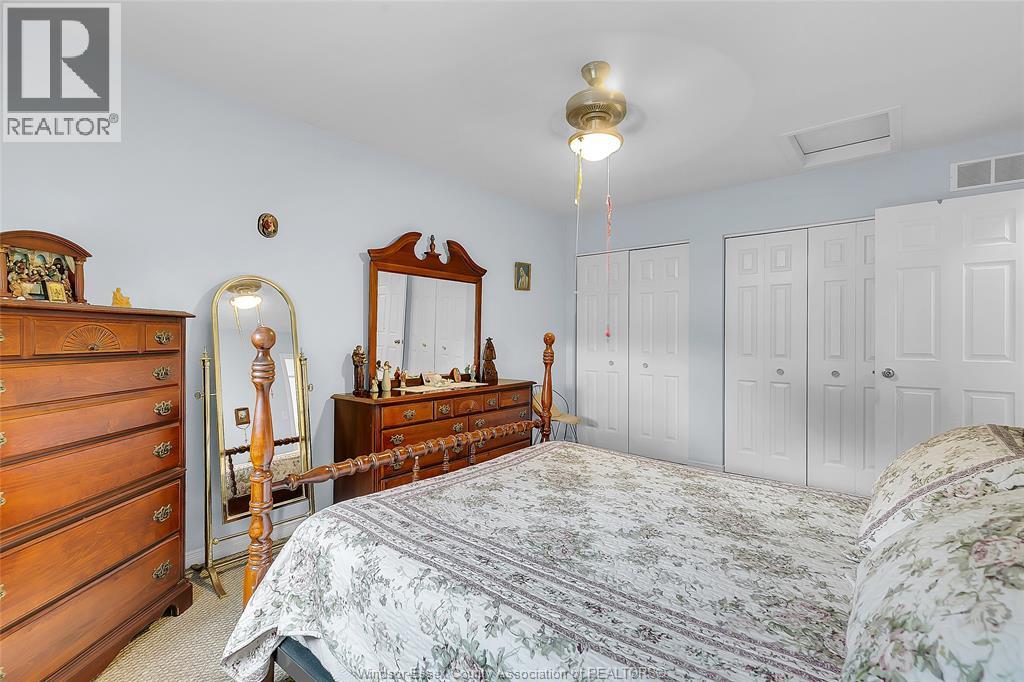 496 Merrill Avenue, Lasalle, Ontario  N9J 3N7 - Photo 11 - 26022298