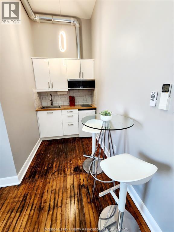 1154 Wyandotte Street East Unit# 3, Windsor, Ontario  N9A 3K2 - Photo 4 - 26021677